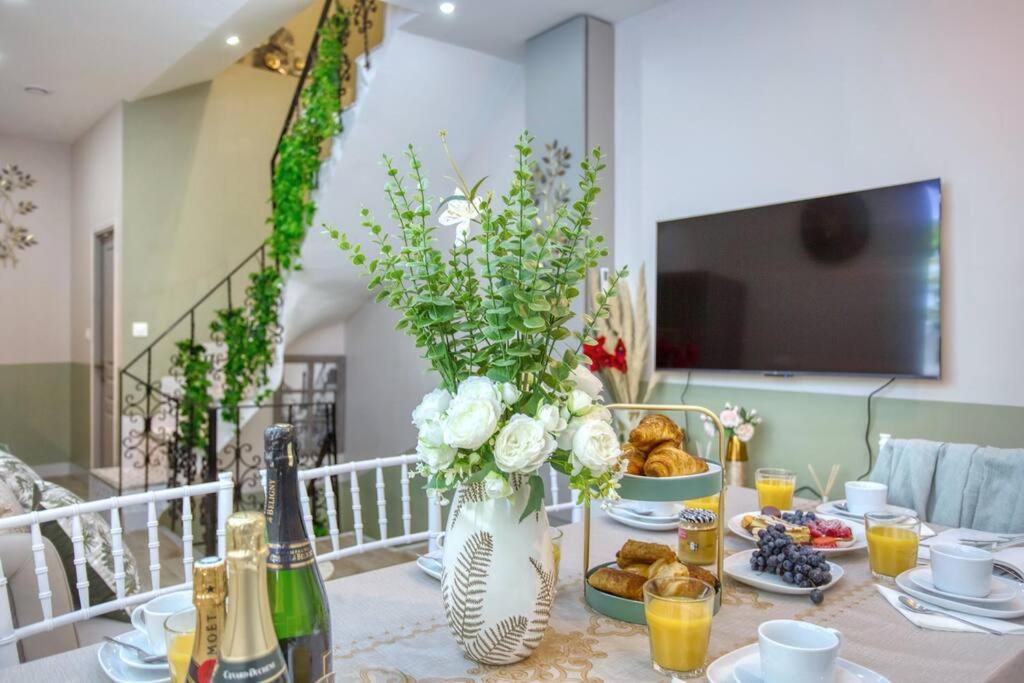 Apartmán Le Nid Parisien Triplex Cosy Et Chaleureux Exteriér fotografie